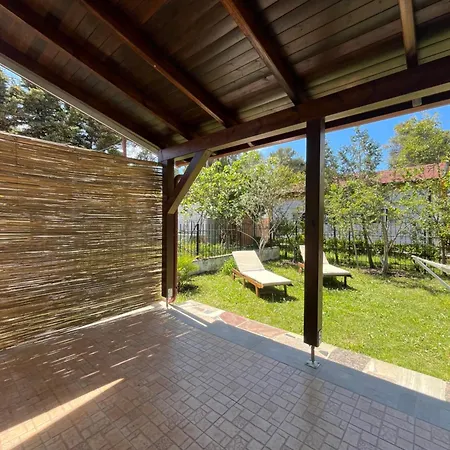 Seaside With Garden