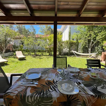 Seaside With Garden *