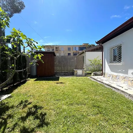 Seaside With Garden