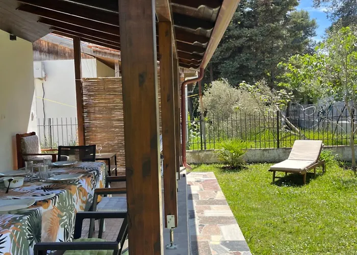 Seaside With Garden