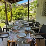 Seaside With Garden Vakantiehuis