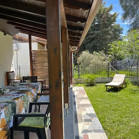 Seaside With Garden