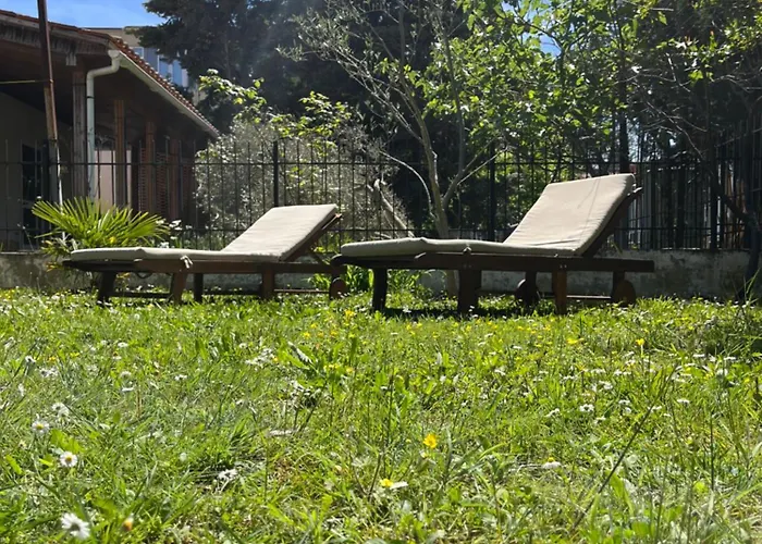 Seaside With Garden * Голем